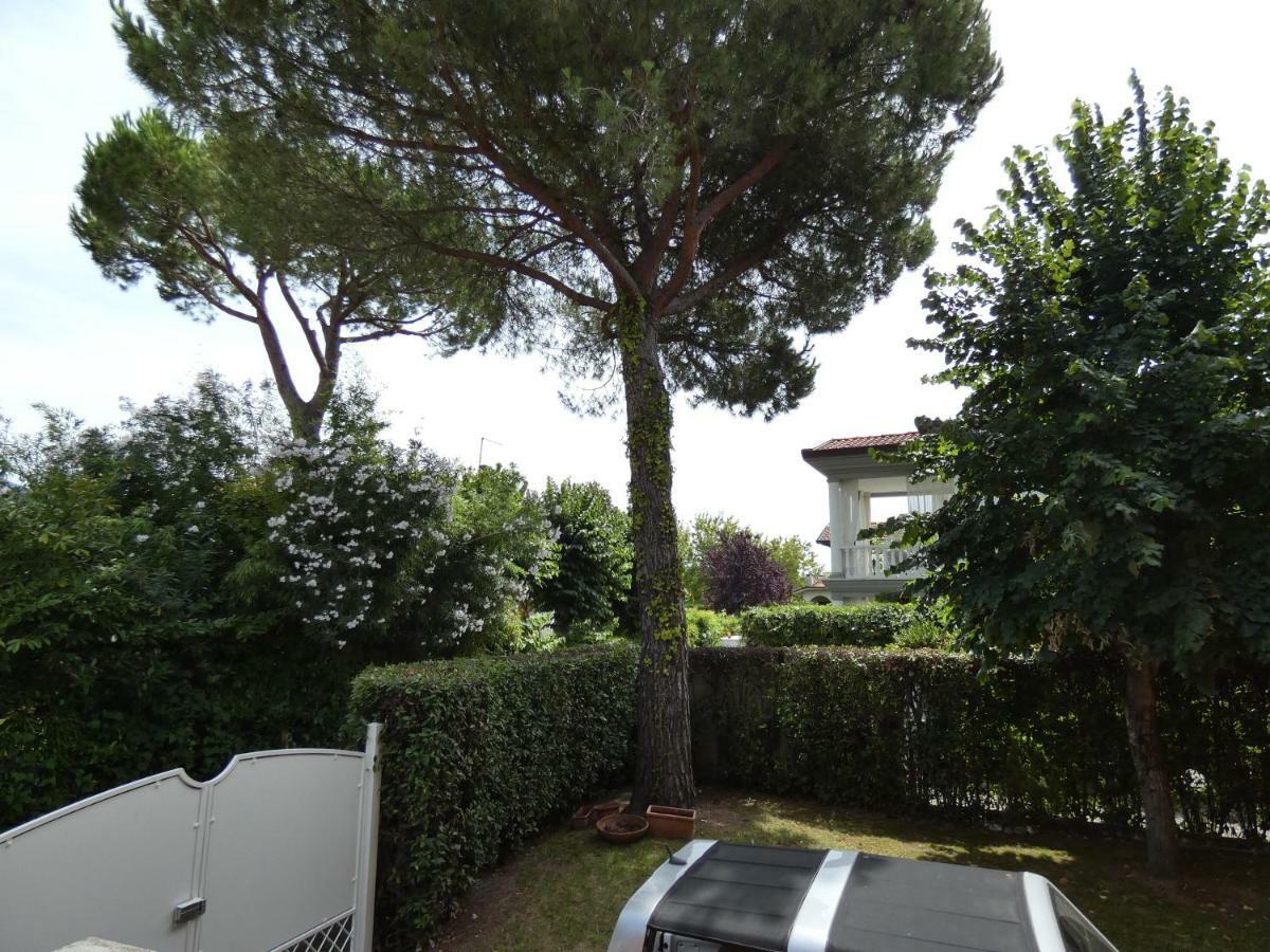 Villa Allende In Forte Dei Marmi Exterior photo